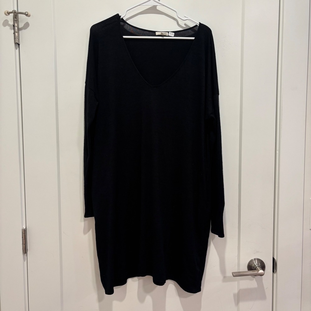 Wilfred Free Aritzia Black V-Neck Long Sleeve Sweater Dress Oversized Mini L